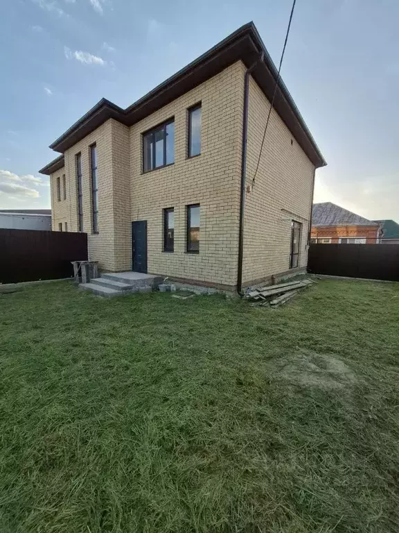 Таунхаус в Адыгея, Тахтамукайский район, Яблоновский пгт ул. Федина, ... - Фото 2