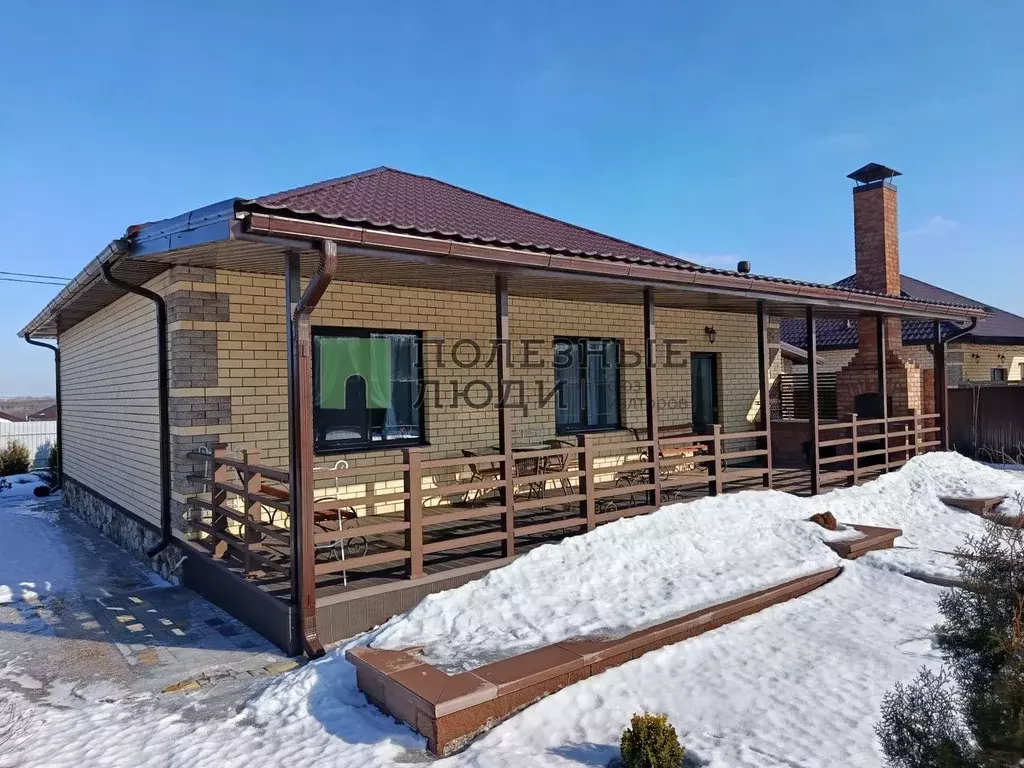 Дом в Белгородская область, Белгородский район, Дубовское с/пос, с. ... - Фото 1