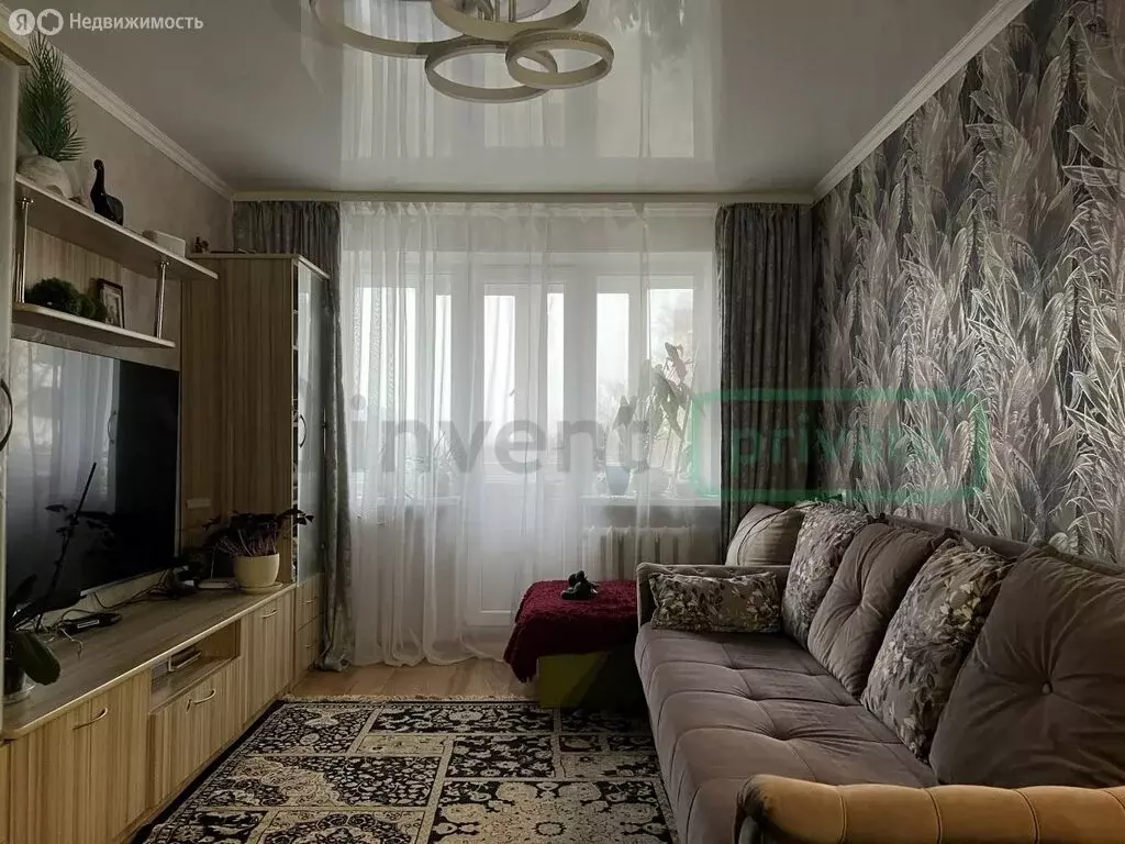 3-комнатная квартира: Пионерский, Флотская улица, 6 (57.6 м) - Фото 1
