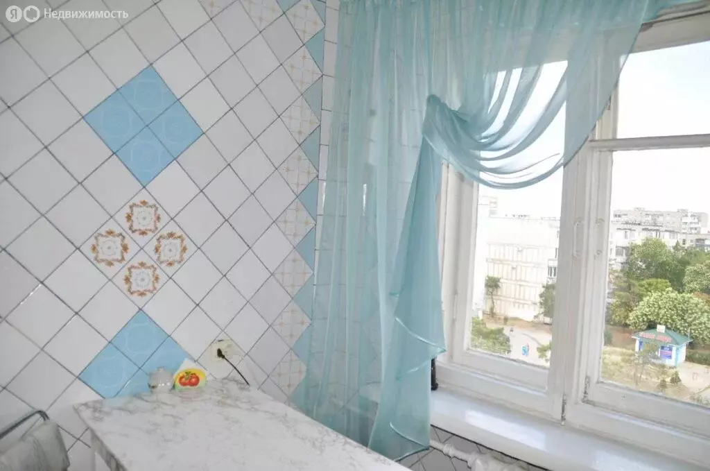 3-комнатная квартира: Евпатория, улица Некрасова, 85 (61.3 м) - Фото 1