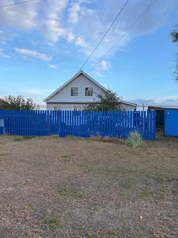 Дом в Самарская область, Кинельский район, Георгиевка с/пос, с. ... - Фото 2