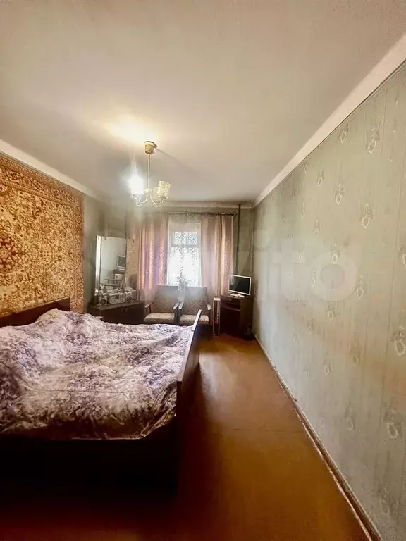 4-к. квартира, 70 м, 1/9 эт. - Фото 0