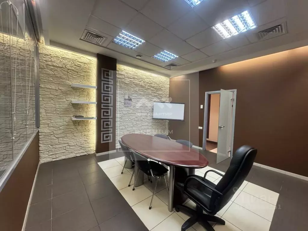 Офис в Санкт-Петербург 14-я Васильевского острова линия, 7 (185 м) - Фото 1