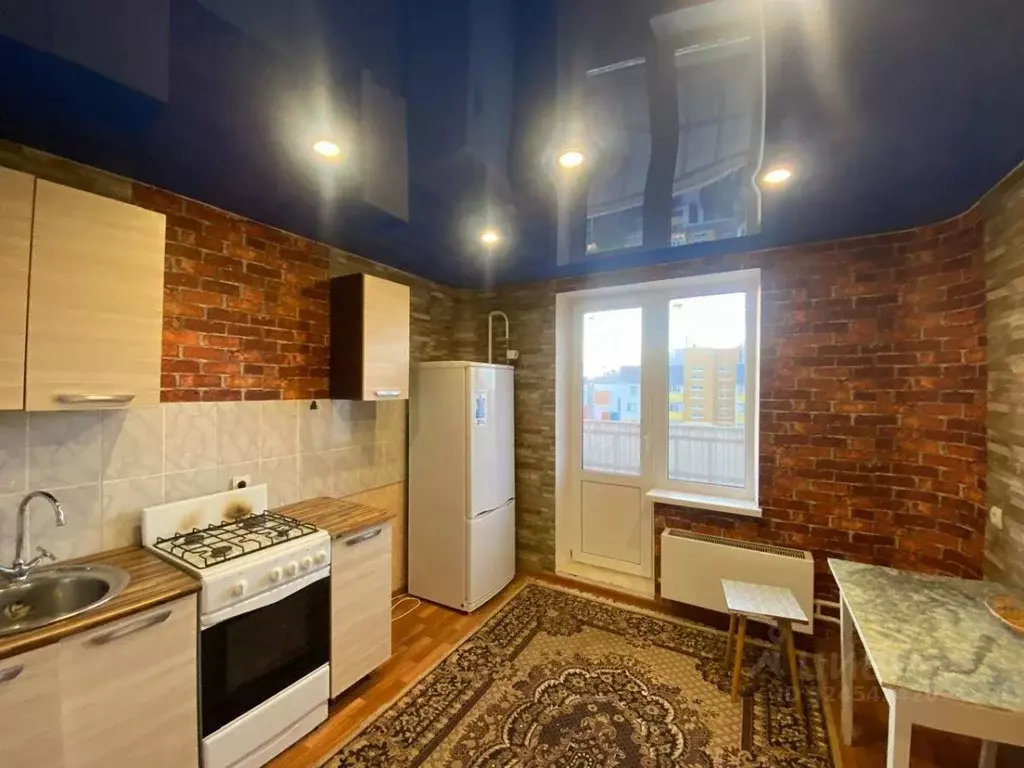 1-к кв. Волгоградская область, Волжский просп. Имени Ленина, 353 (30.9 ... - Фото 1