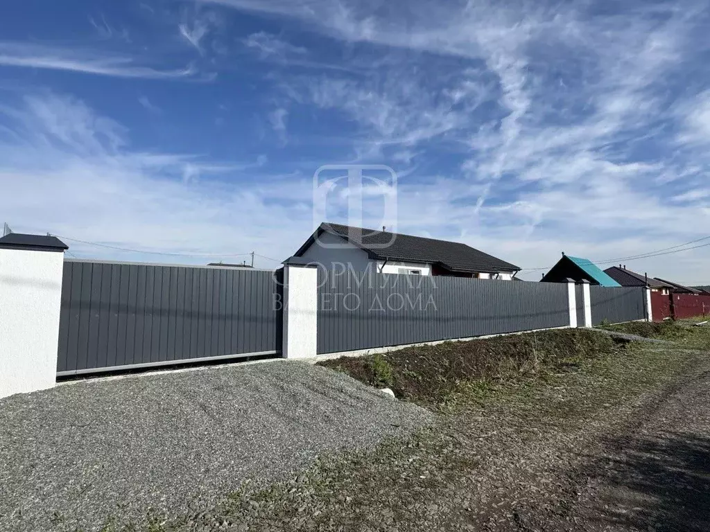 Дом в Свердловская область, Сысертский муниципальный округ, пос. ... - Фото 1