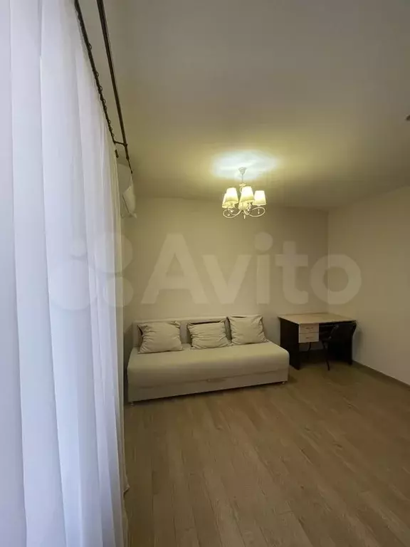 1-к. квартира, 40 м, 4/6 эт. - Фото 1