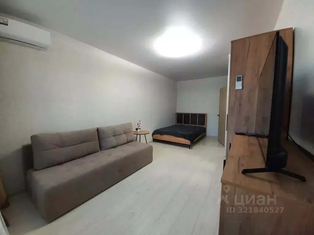 1-к кв. Краснодарский край, Крымск Надежда мкр, ул. Надежды, 11 (36.0 ... - Фото 1