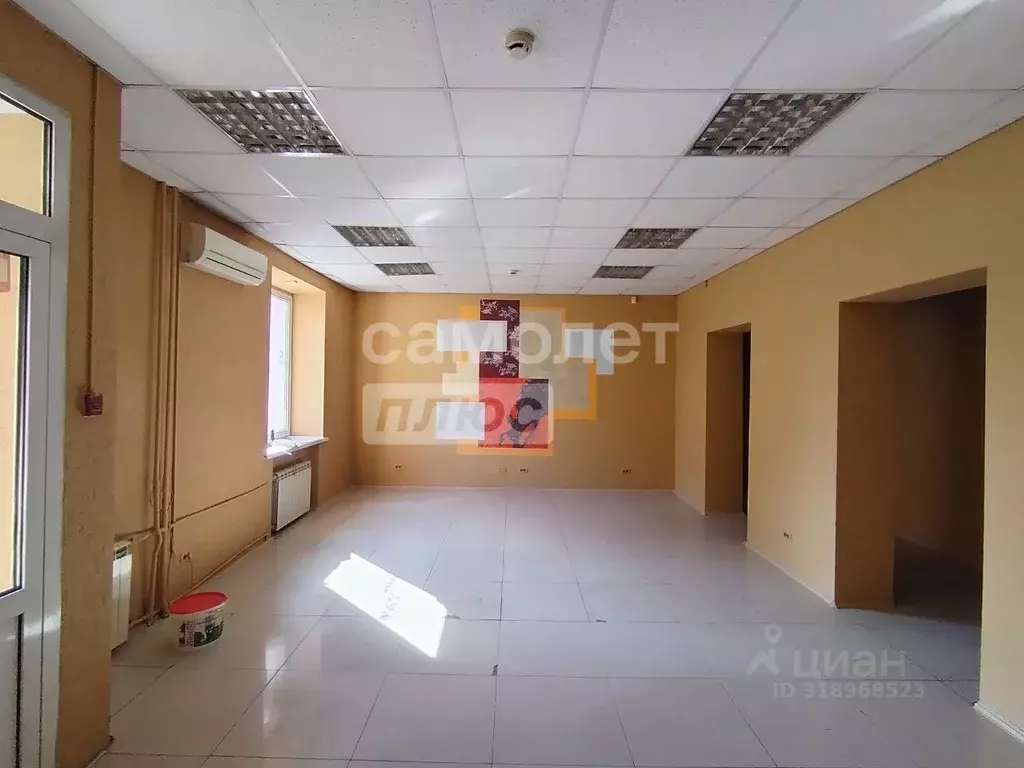 Помещение свободного назначения в Челябинская область, Челябинск ул. ... - Фото 1