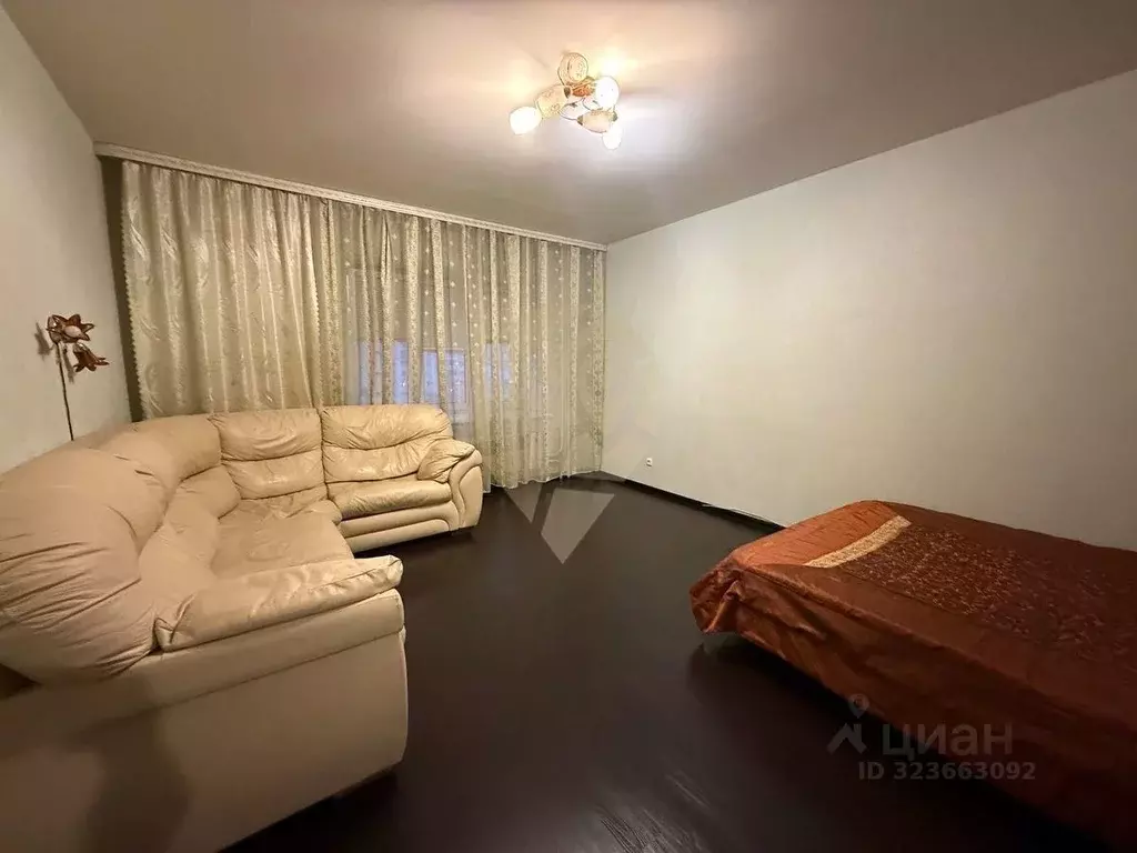 1-к кв. Белгородская область, Старый Оскол Степной мкр, 19 (53.0 м) - Фото 1