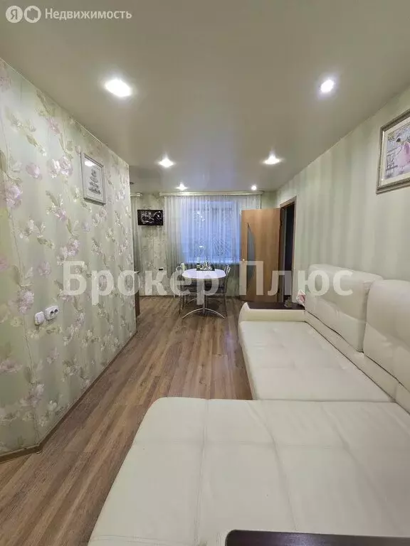 3-комнатная квартира: Кызыл, улица Кочетова, 97 (58.7 м) - Фото 1