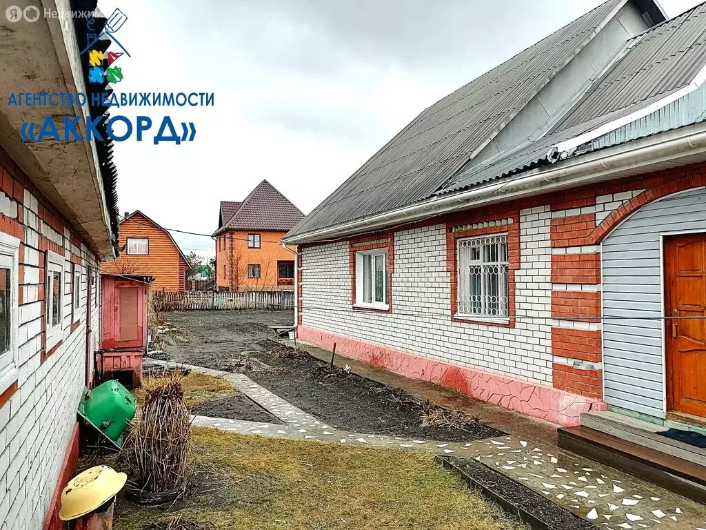 Дом в Новоалтайск, Изумрудная улица (126.7 м) - Фото 1