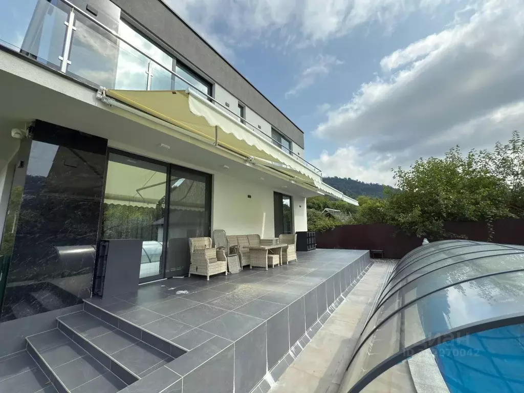 Дом в Краснодарский край, Сочи городской округ, с. Ахштырь  (205 м) - Фото 2