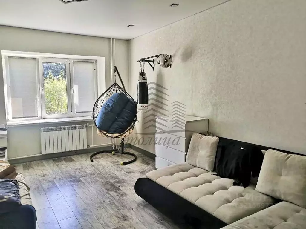 1-к кв. Белгородская область, Старый Оскол Степной мкр, 20 (52.0 м) - Фото 0