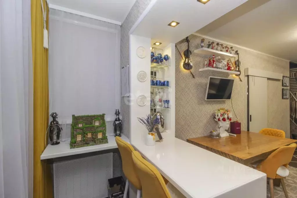 1-к кв. Омская область, Омск ул. Дианова, 27 (43.0 м) - Фото 1