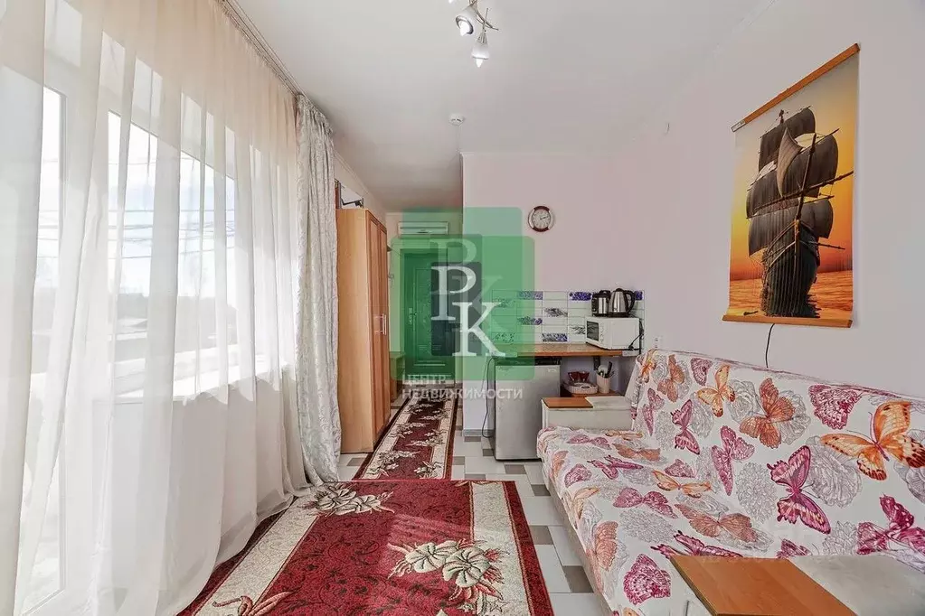 Студия Севастополь пос. Любимовка, ул. Южногородская, 36к16 (18.0 м) - Фото 1