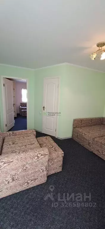 Дом в Крым, Сакский район, с. Уютное, Прибой СПК ул. Вишневая (273 м) - Фото 2