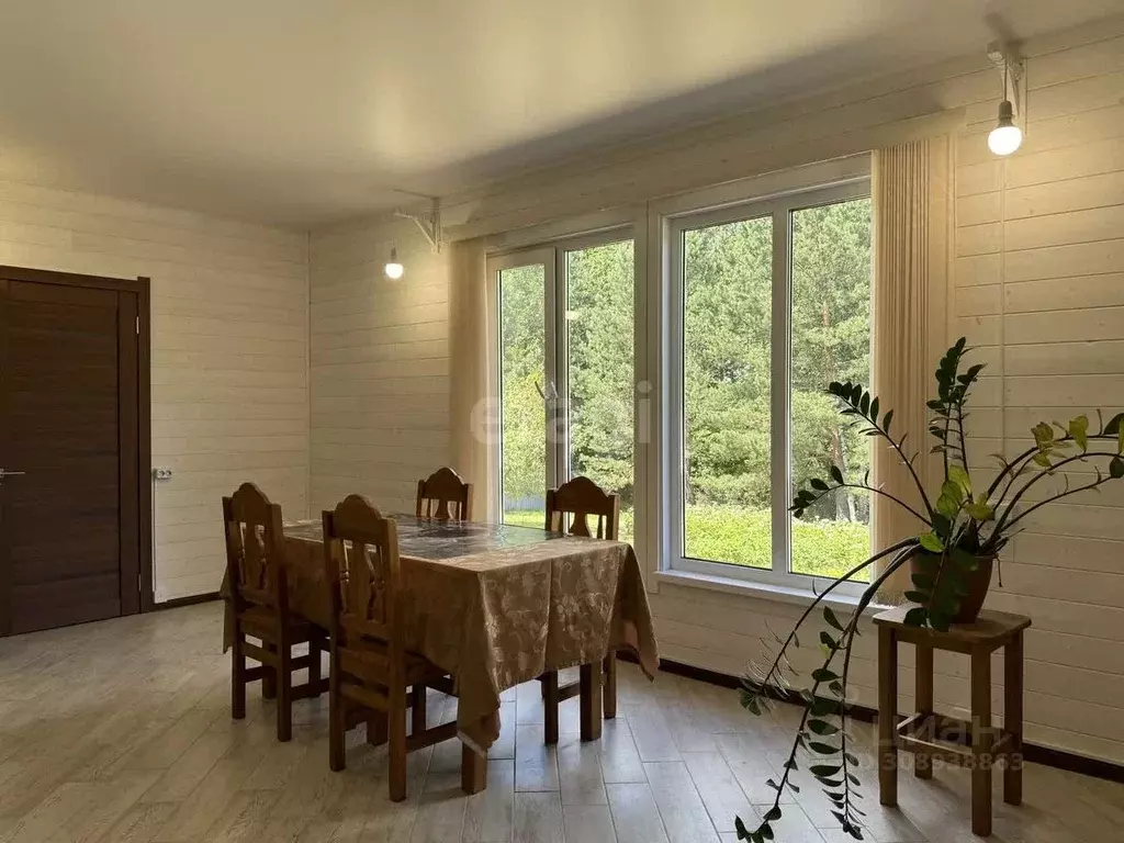 Дом в Брянская область, Дубровский район, Пеклинское с/пос, д. ... - Фото 1