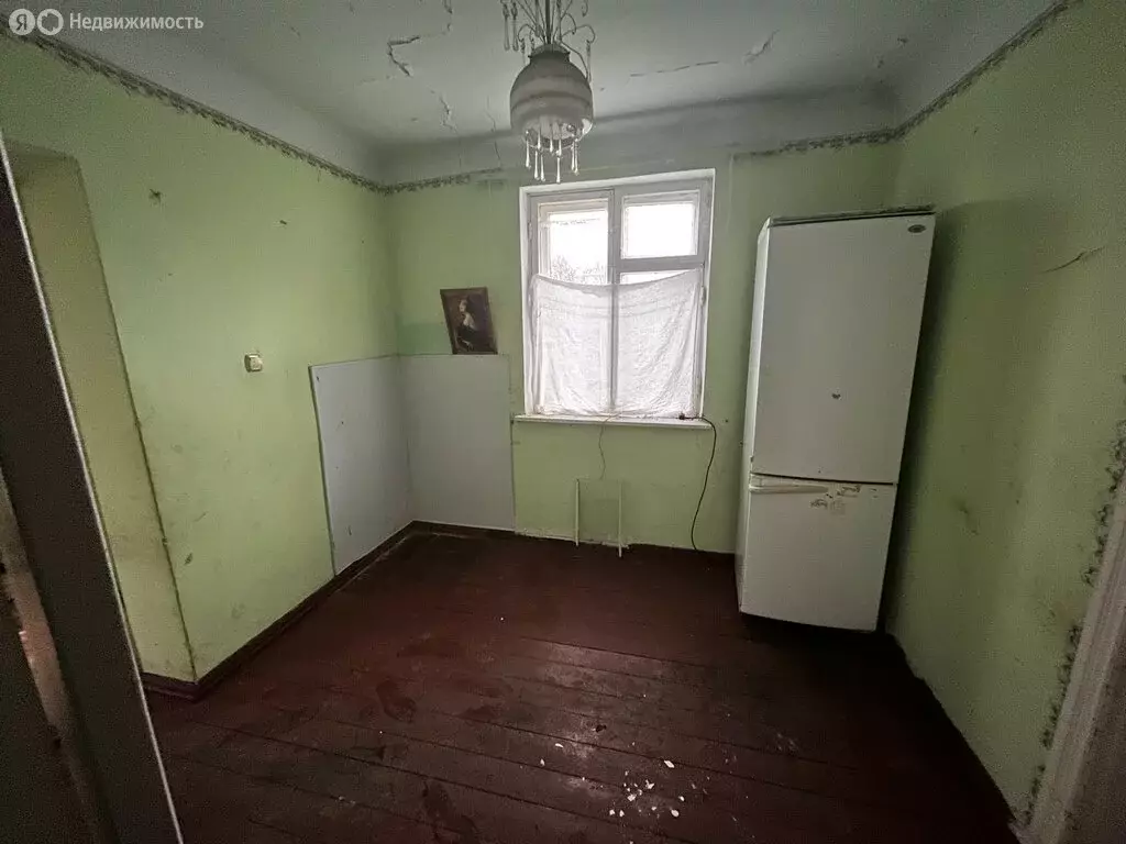 Дом в посёлок Большевик, Школьная улица (80 м) - Фото 0