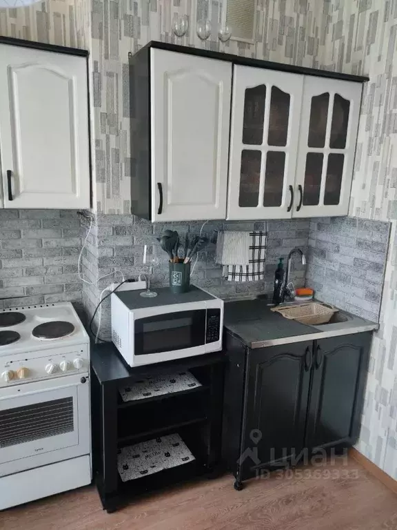 1-к кв. Иркутская область, Иркутск ул. Багратиона, 55 (33.0 м) - Фото 1