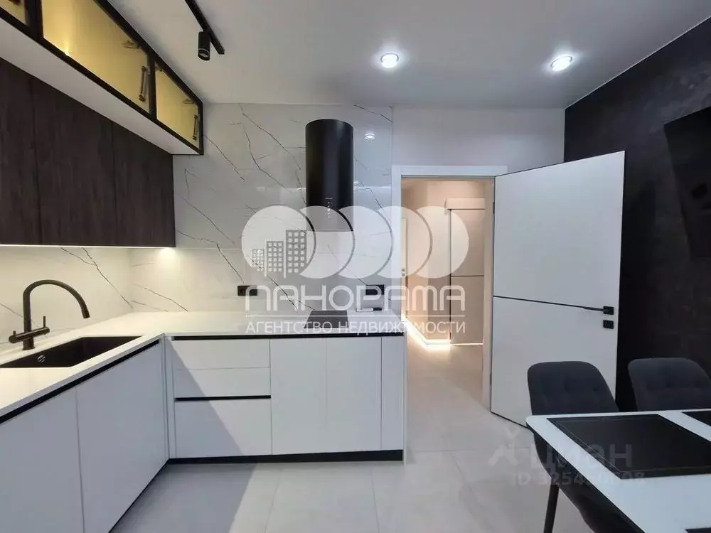 2-к кв. Краснодарский край, Анапа ул. Крылова, 13к1 (56.3 м) - Фото 1