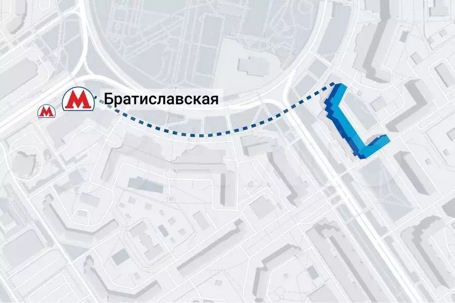 \ Торговая площадь 43.5 м у метро на трафике - Фото 1