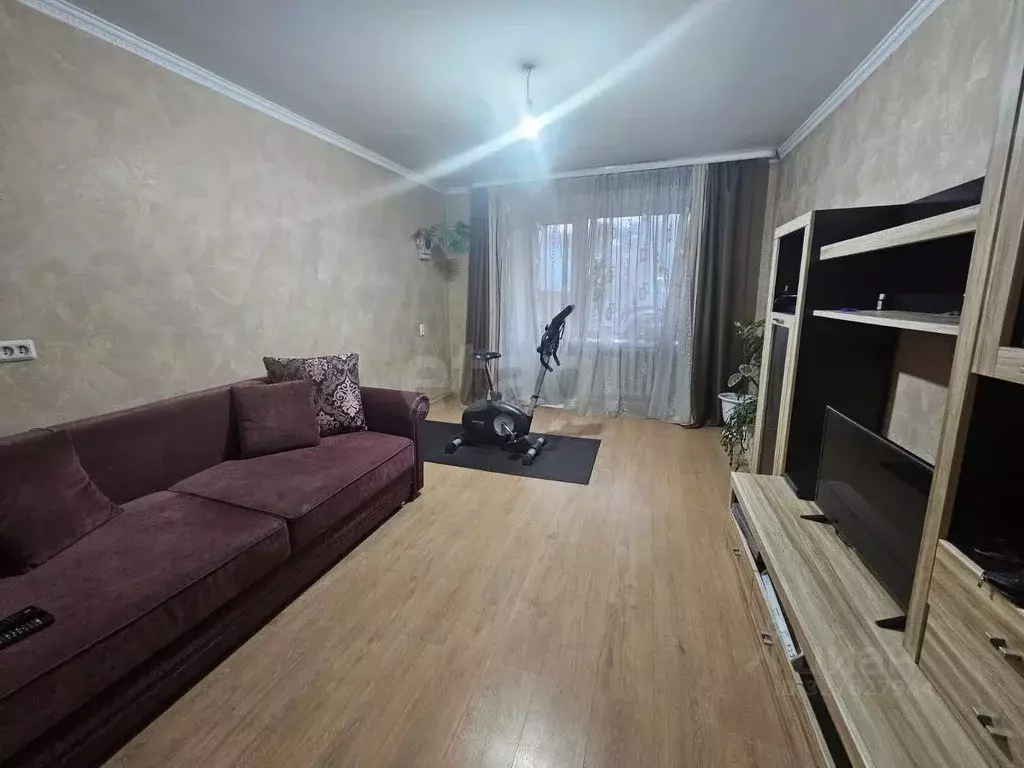 3-к кв. Алтай, Горно-Алтайск ул. Ушакова (57.0 м) - Фото 1