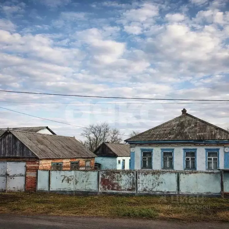 Дом в Адыгея, Кошехабль аул ул. Молодежная (1500 м) - Фото 1