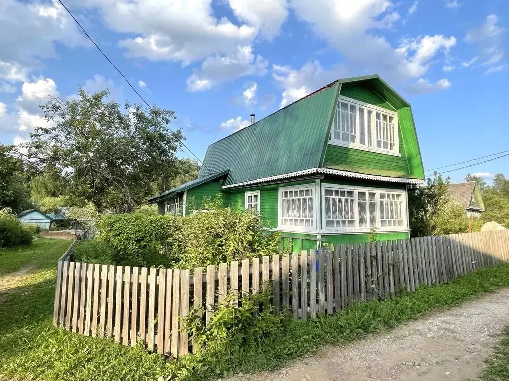 Дом в Новгородская область, Валдайский район, Костковское с/пос, Нерцы ... - Фото 1