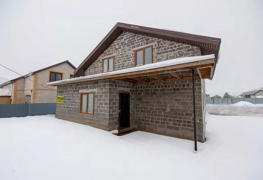 Дом в Оренбургская область, Оренбургский район, пос. Зауральный ул. ... - Фото 1