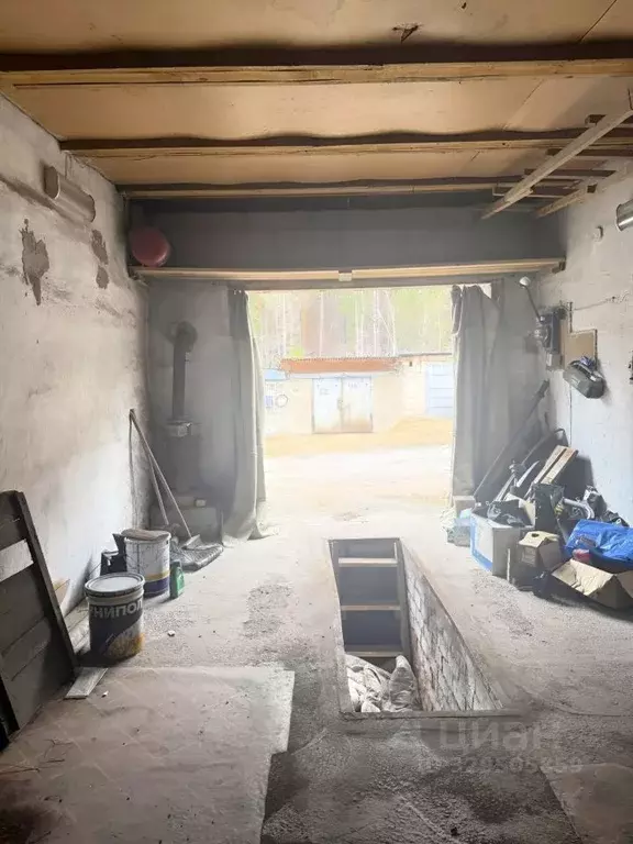 Гараж в Иркутская область, Иркутск № 265 гаражный кооператив,  (30 м) - Фото 2