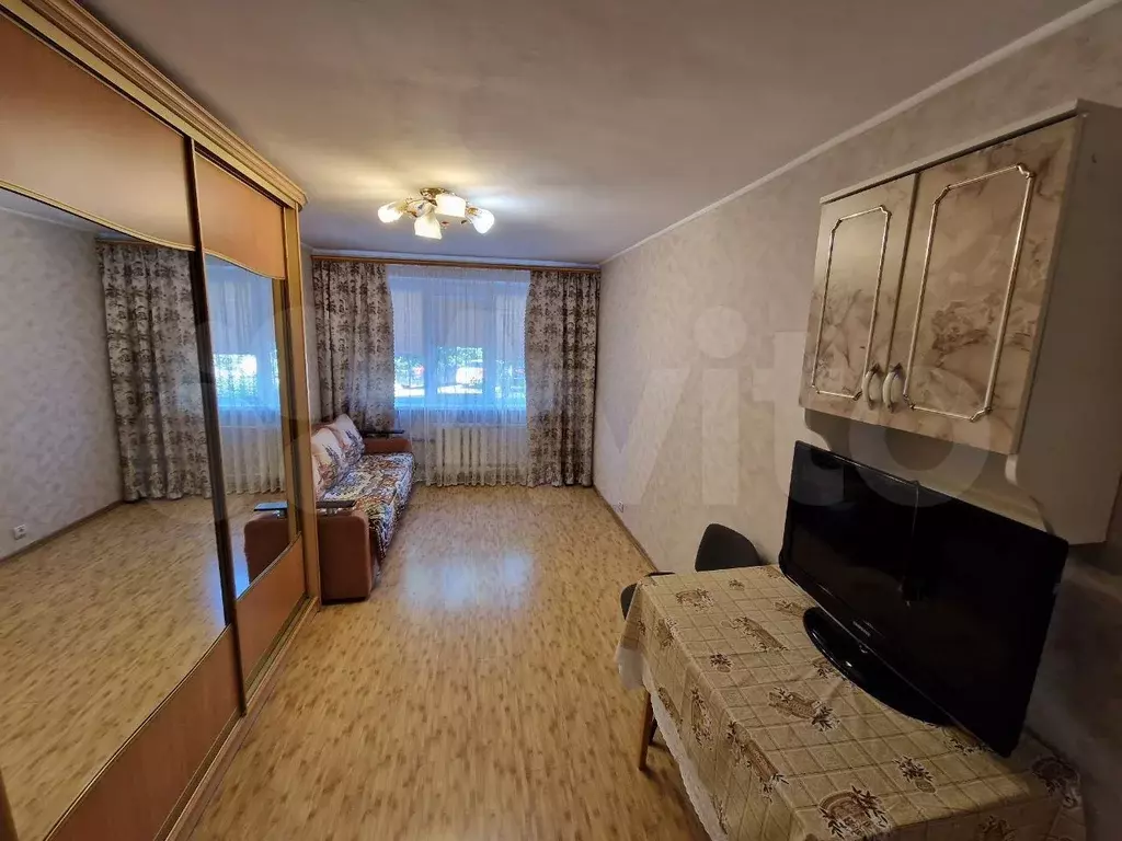 Комната 17 м в 6-к., 2/3 эт. - Фото 0