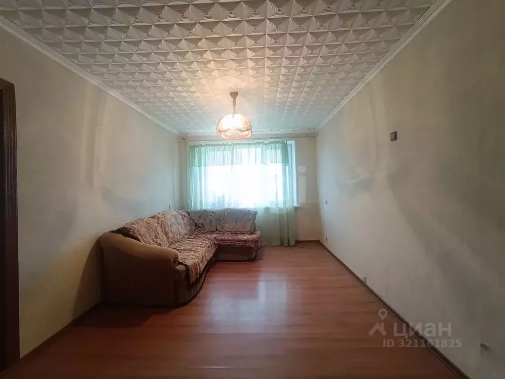 2-к кв. Смоленская область, Вязьма ул. Строителей, 16А (46.0 м) - Фото 1