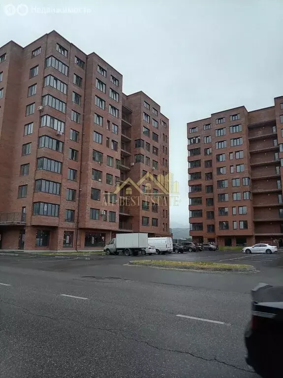 3-комнатная квартира: Владикавказ, улица Хадарцева, 29Б (120 м) - Фото 1