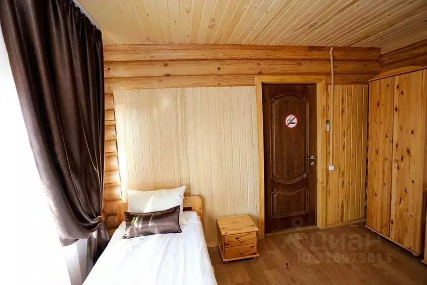 Дом в Астраханская область, Ахтубинский район, с. Сокрутовка  (30 м) - Фото 1