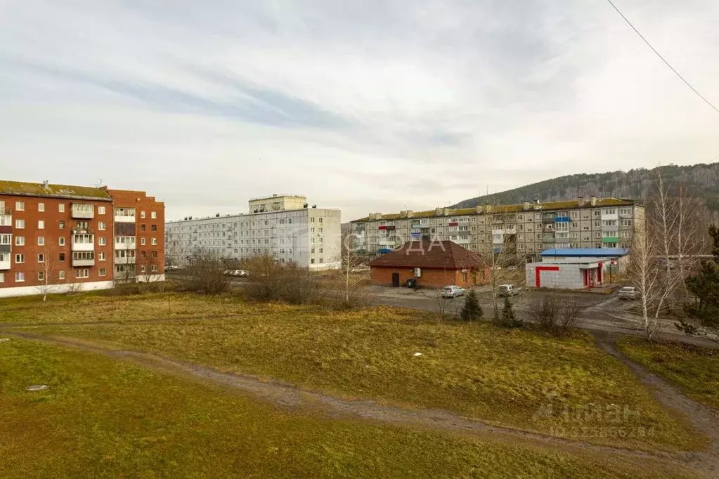 1-к кв. Кемеровская область, Калтан ул. Дзержинского, 57 (40.3 м) - Фото 1
