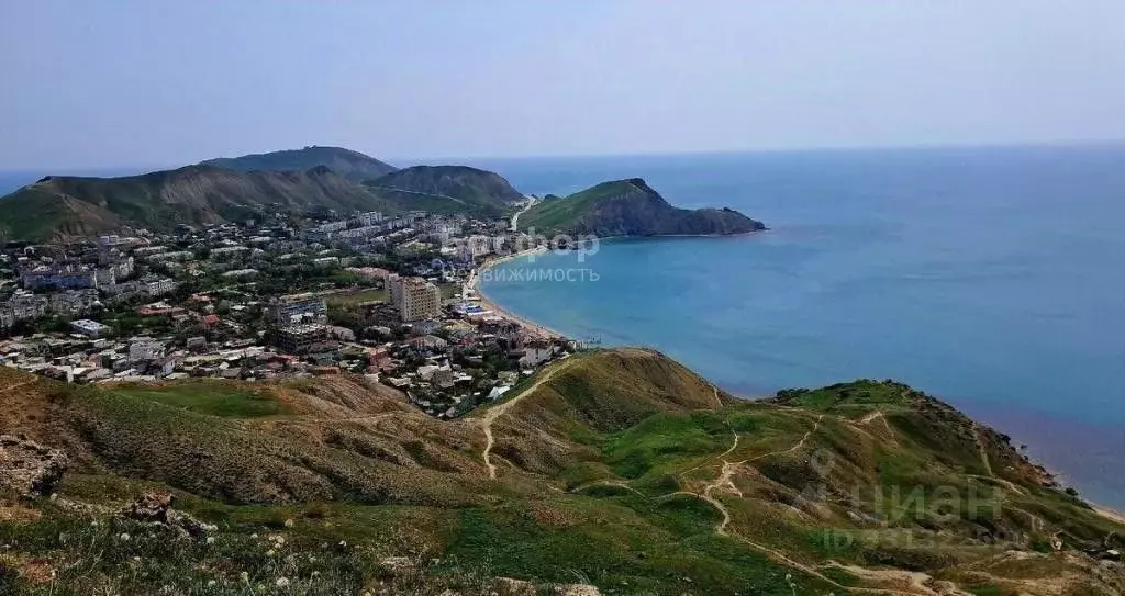 Участок в Крым, Феодосия муниципальный округ, Орджоникидзе пгт ул. ... - Фото 1