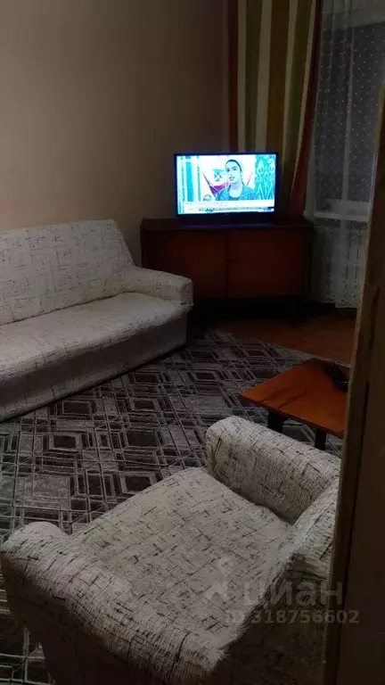 2-к кв. Крым, Симферополь ул. Гагарина (54.0 м) - Фото 0