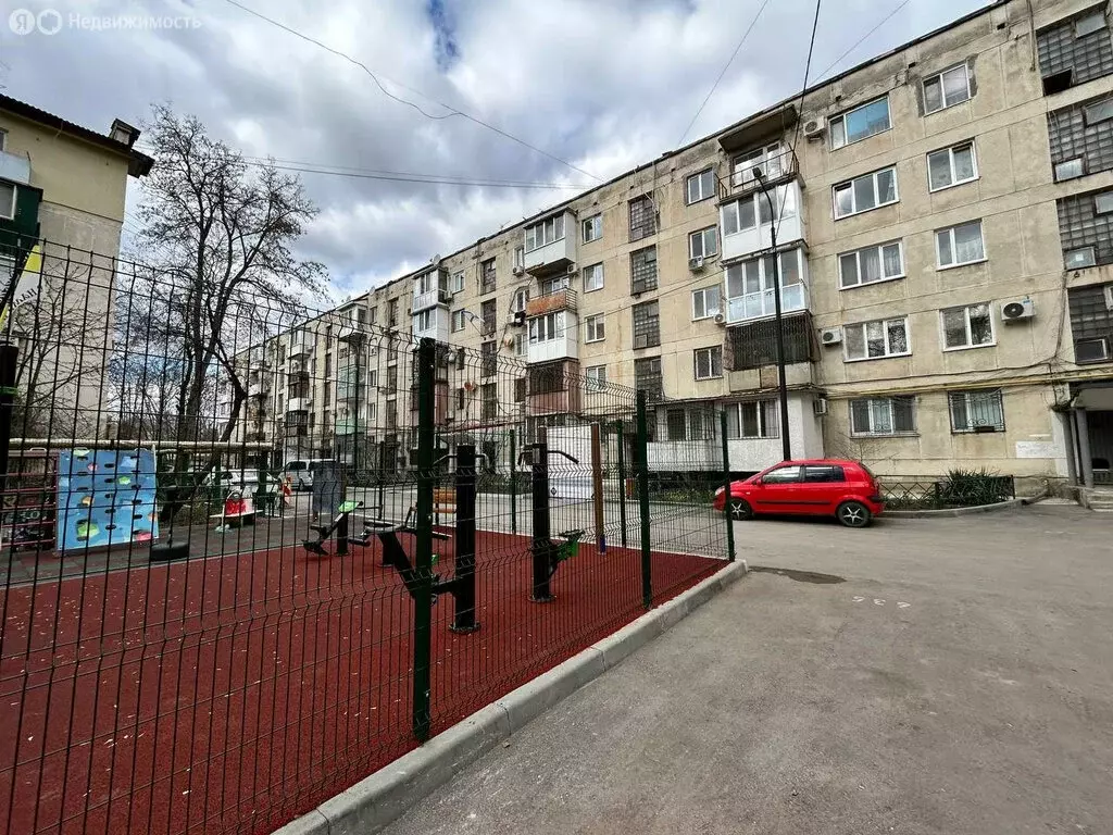 3-комнатная квартира: Симферополь, улица Набережная имени 60-летия ... - Фото 1