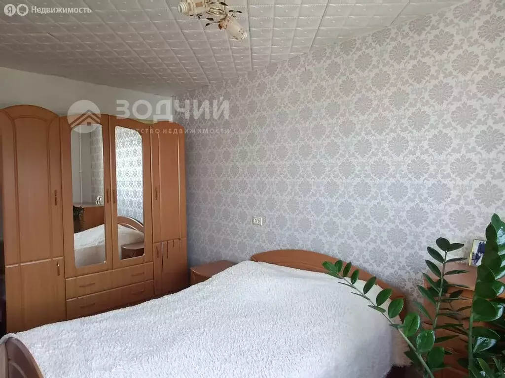 4-комнатная квартира: село Красноармейское, улица Ленина, 74 (71.9 м) - Фото 0