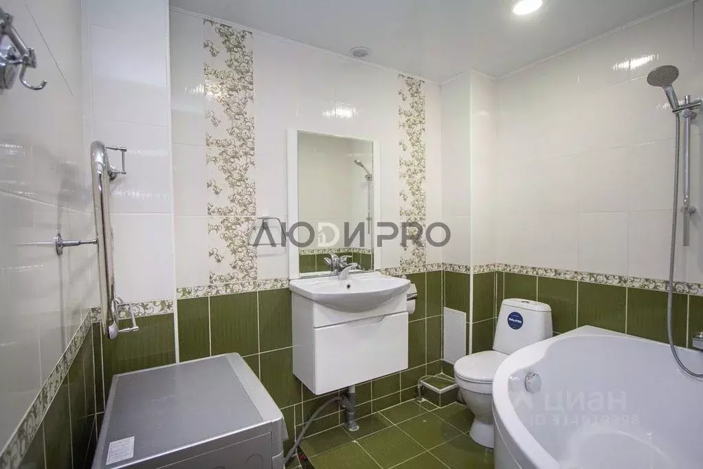 3-к кв. Башкортостан, Уфа Российская ул., 25 (86.0 м) - Фото 1