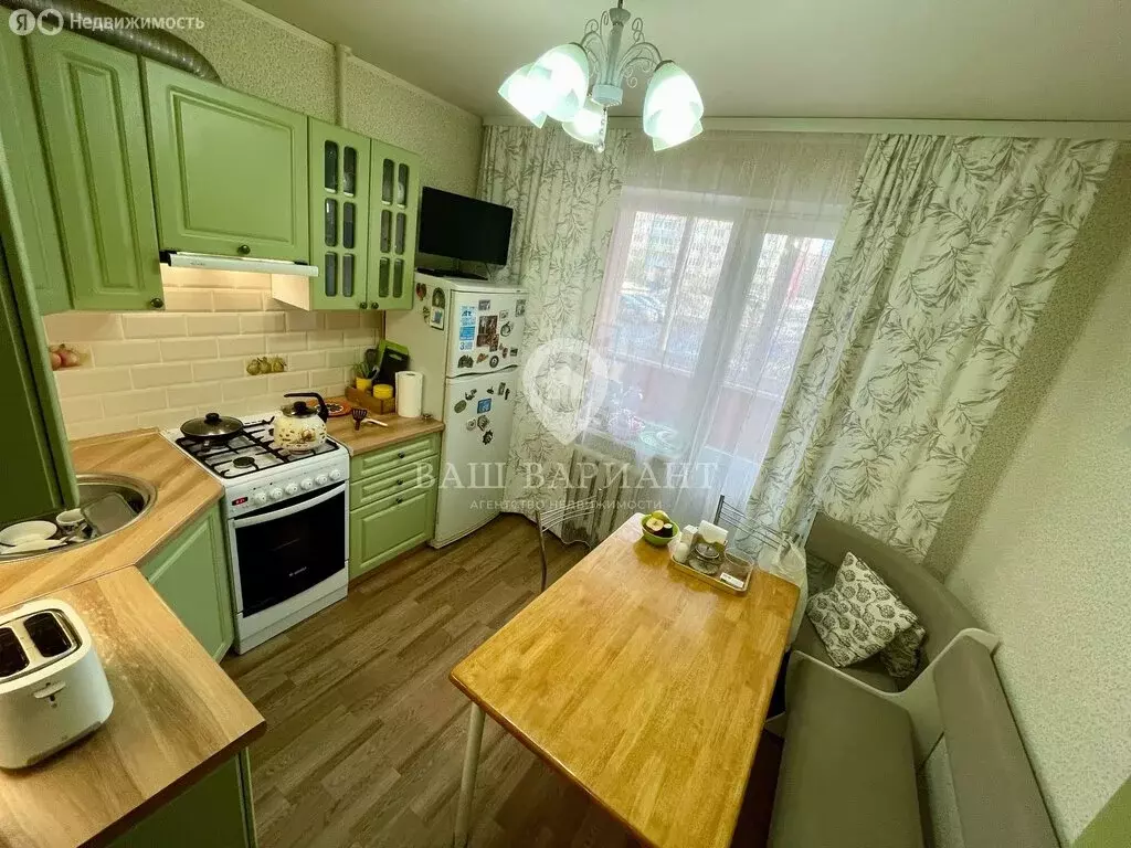 3-комнатная квартира: Рыбинск, улица Ворошилова, 26 (67 м) - Фото 1