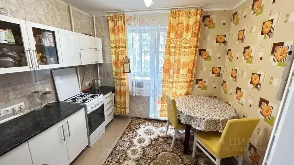 3-к кв. Псковская область, Печоры Вокзальная ул., 14 (65.1 м) - Фото 2