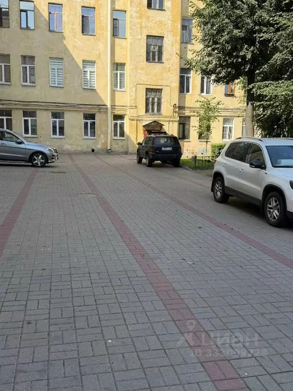 Гараж в Москва Кутузовский просп., 8 (11 м) - Фото 1
