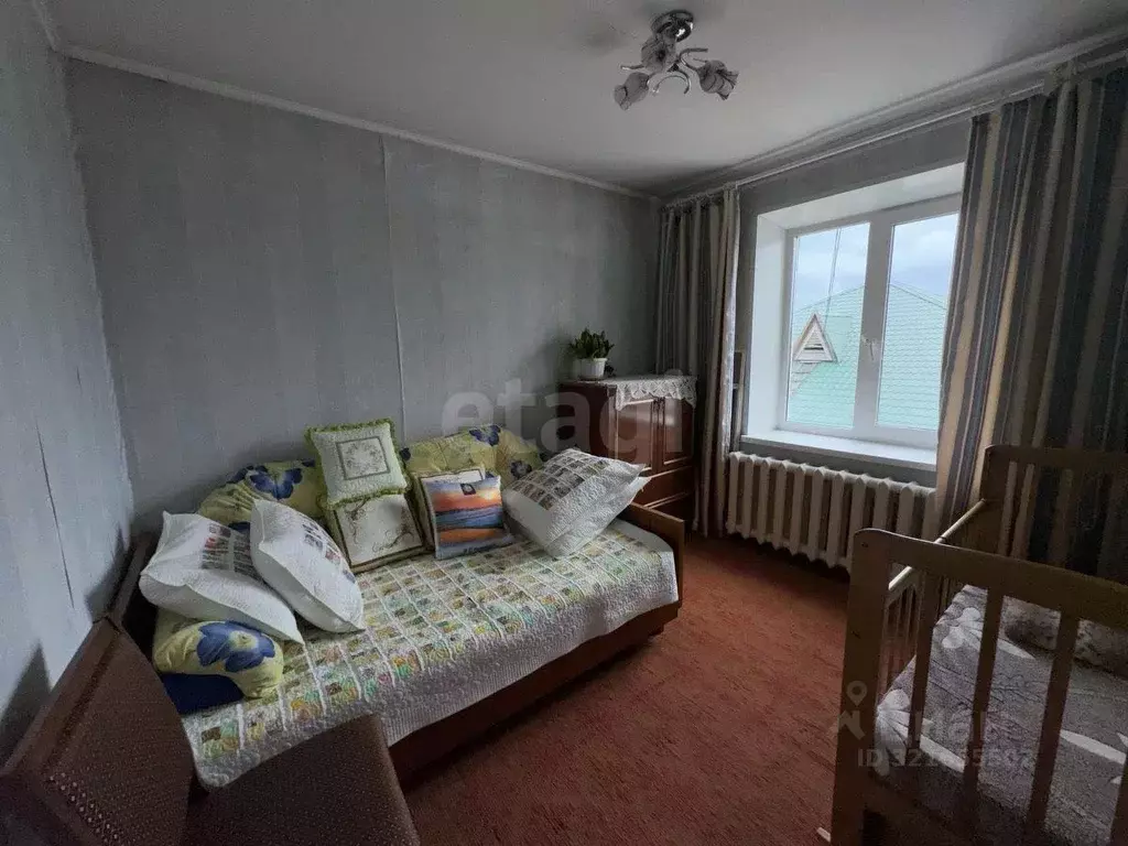 4-к кв. Свердловская область, Талица Рябиновая ул., 6 (82.5 м) - Фото 0