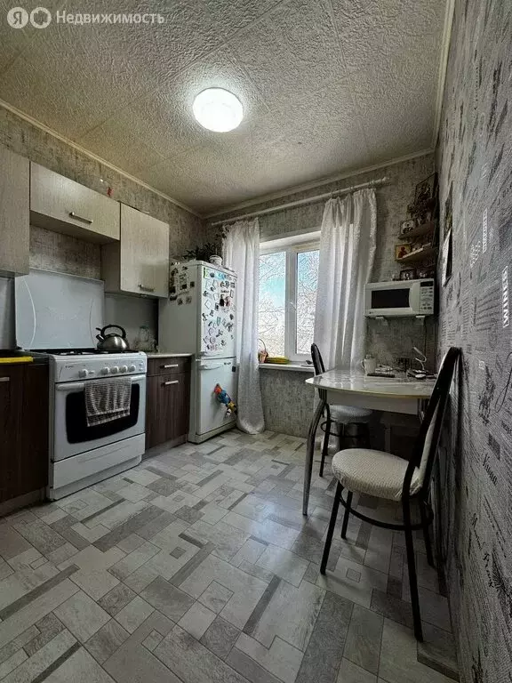 2-комнатная квартира: Березники, улица Ломоносова, 92 (43.5 м) - Фото 1