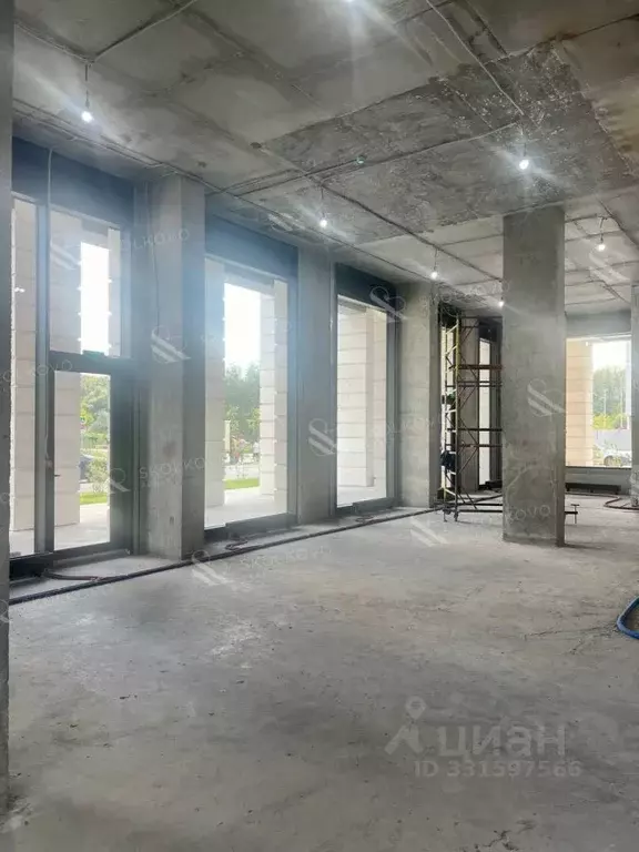 Помещение свободного назначения в Москва ул. Нижние Мневники, 10 (153 ... - Фото 1