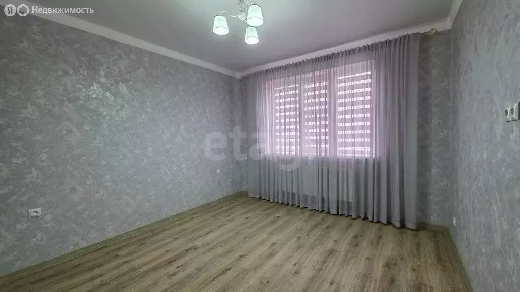2-комнатная квартира: Нальчик, улица Шогенова, 55к24 (64.5 м) - Фото 1