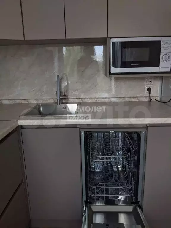 1-к. квартира, 31 м, 8/9 эт. - Фото 1