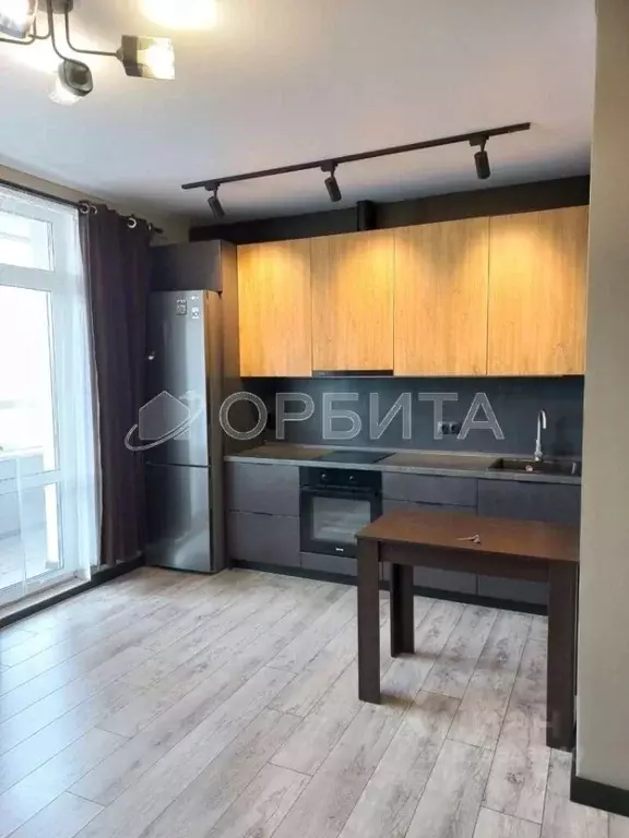 Студия Тюменская область, Тюмень ул. Фармана Салманова, 26 (25.2 м) - Фото 1