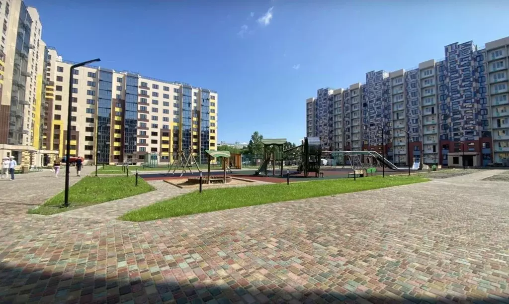 1-к кв. Омская область, Омск Заозерный мкр, ул. Сергея Тюленина, 4 ... - Фото 0